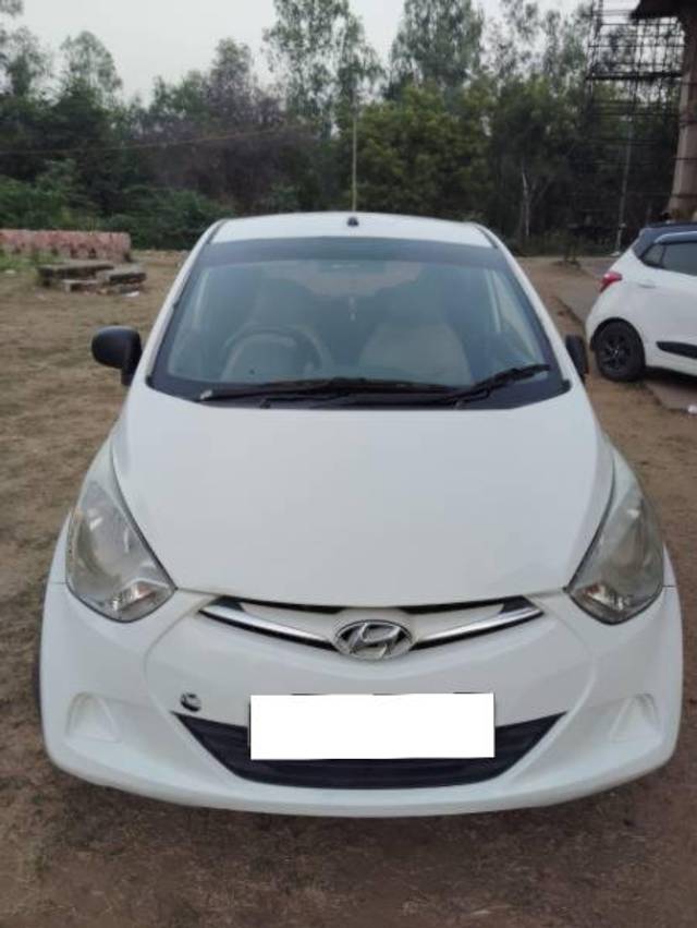 https://images10.gaadi.com/usedcar_image/4452420/original/processed_56e19022-73df-4e4d-993c-08d60d0b0e44.jpg?imwidth=6402