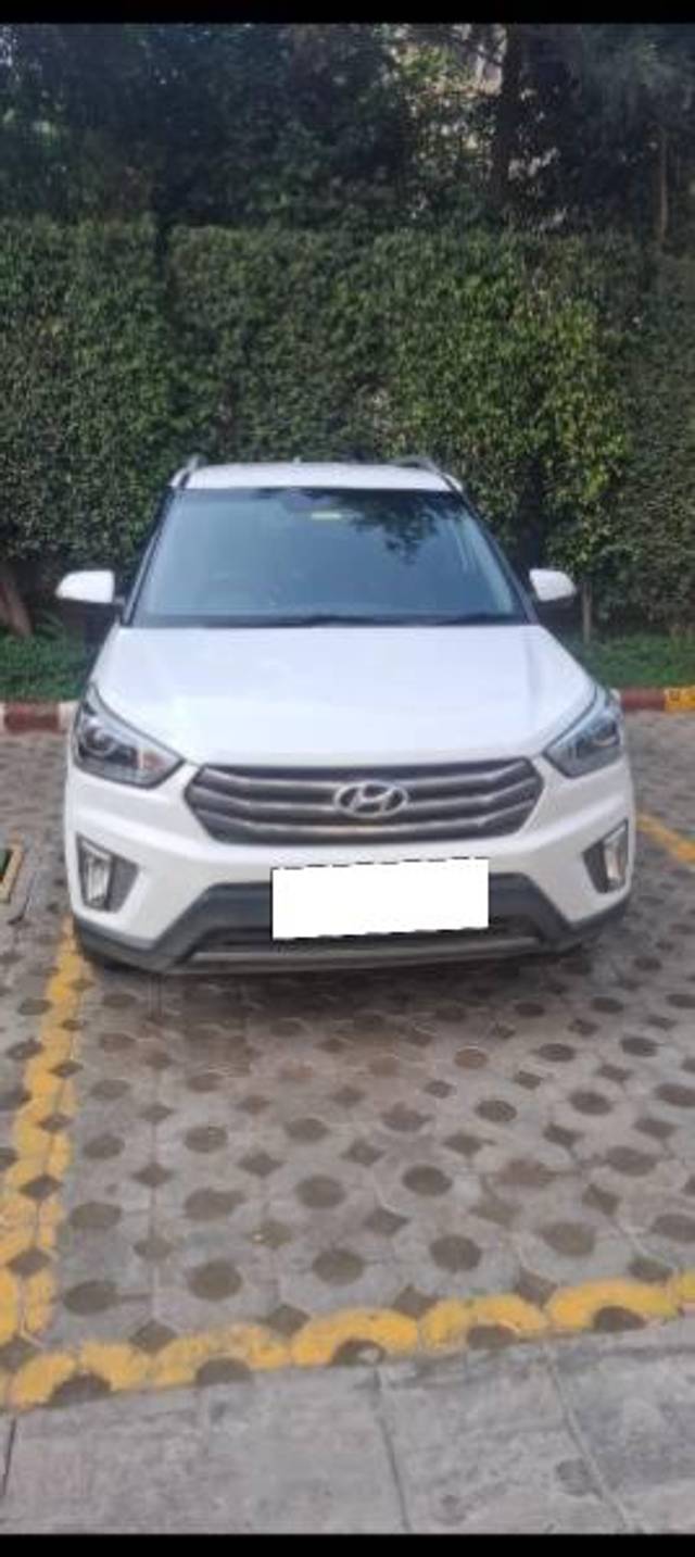 https://images10.gaadi.com/usedcar_image/4452653/original/processed_796fb44c-1ea3-4c1c-b38b-78d6b1b117d6.jpg?imwidth=6400