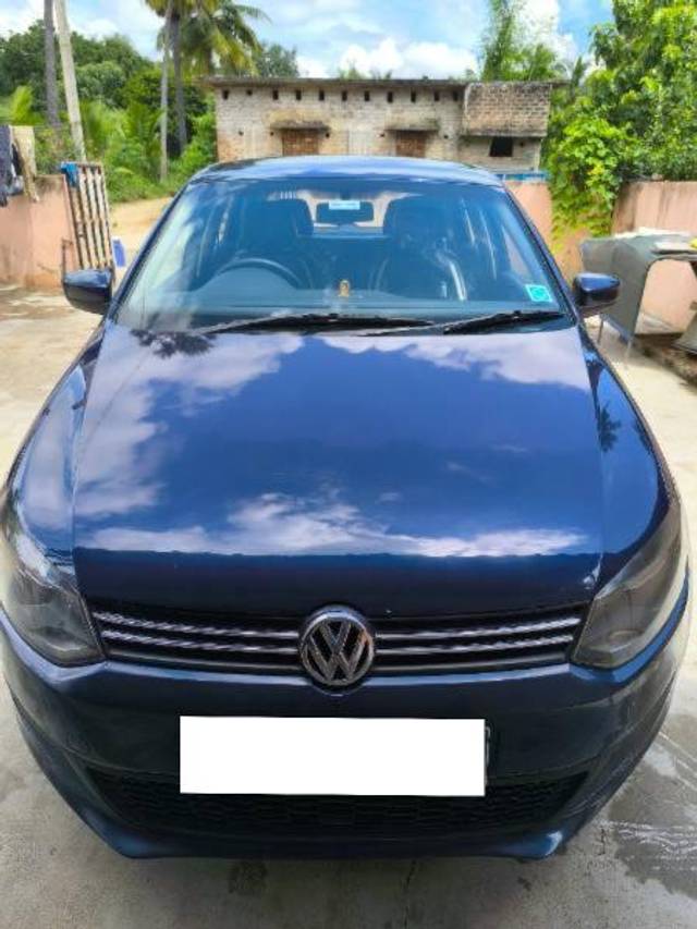 https://images10.gaadi.com/usedcar_image/4452709/original/processed_765ce1cc-f47d-4620-87dc-1aa073d826c5.jpg?imwidth=6402