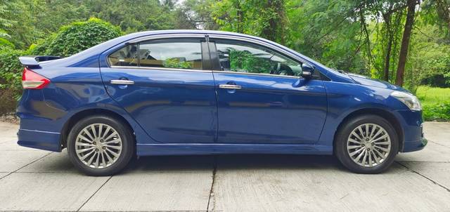 https://images10.gaadi.com/usedcar_image/4452793/original/8cb117f47d3892f6baf06145fcb9ecce.jpeg?imwidth=6401