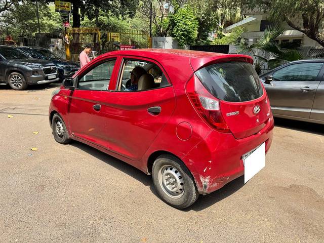 https://images10.gaadi.com/usedcar_image/4453015/original/processed_13dc41d81dc5cd6c59fd5fde9d38180b.jpg?imwidth=6402
