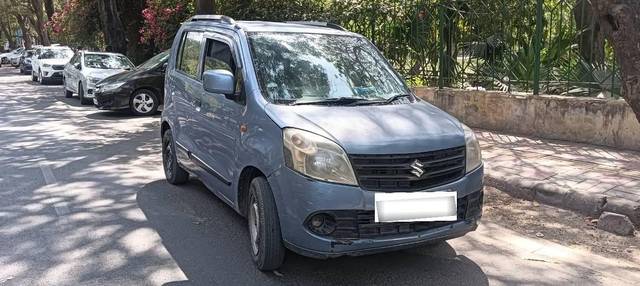 https://images10.gaadi.com/usedcar_image/4453448/original/processed_processed_a773f6ea-58bf-44c5-8351-f9ad692ed362.jpg?imwidth=6400