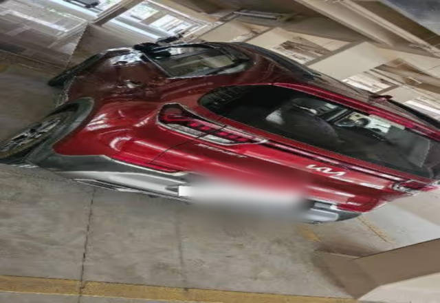 https://images10.gaadi.com/usedcar_image/4453457/original/6dab4393-15ac-4735-8ad9-f7b8193dcdd7.?imwidth=6401