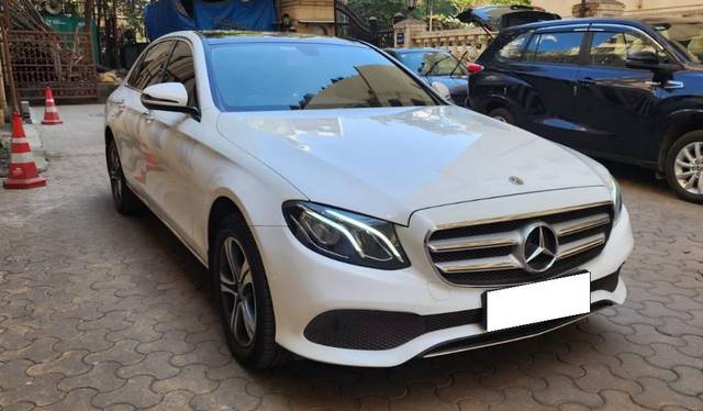 https://images10.gaadi.com/usedcar_image/4453470/original/processed_67852551-db17-4835-9cfe-89262357a500.jpeg?imwidth=6400