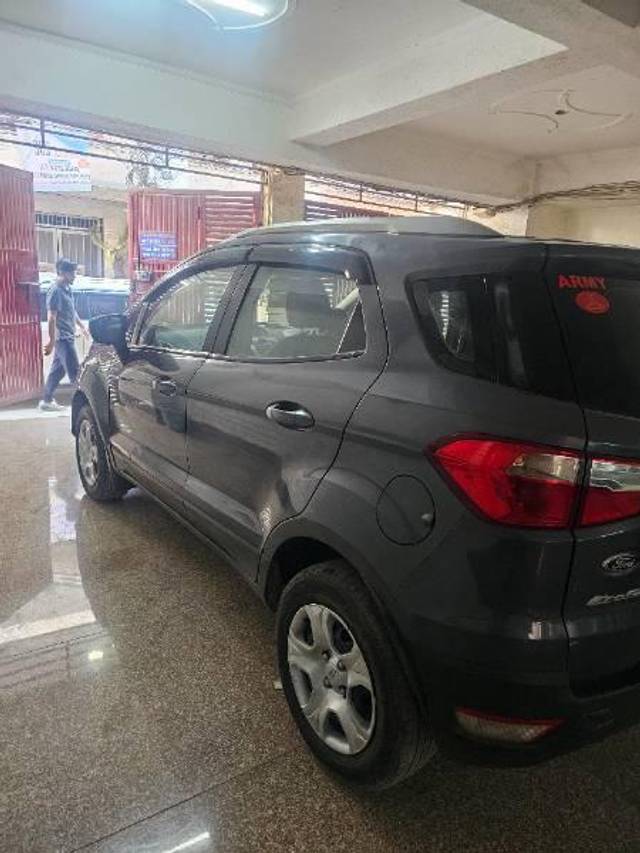 https://images10.gaadi.com/usedcar_image/4453476/original/processed_78961c54-ba40-4f06-b618-31a000cd9aeb.jpg?imwidth=6401