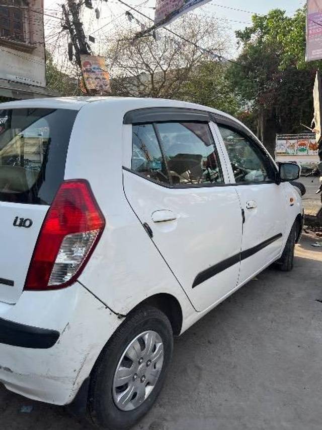 https://images10.gaadi.com/usedcar_image/4453480/original/processed_cd25bf30-df3b-4179-9233-50592ac189e8.jpg?imwidth=6401