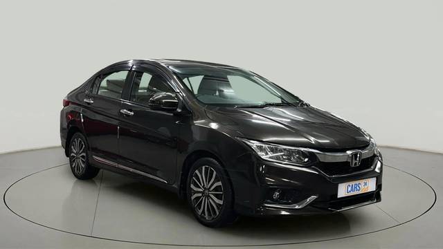https://images10.gaadi.com/usedcar_image/4453643/original/931061b64decdeeda1c884b47171875c.jpg?imwidth=6400