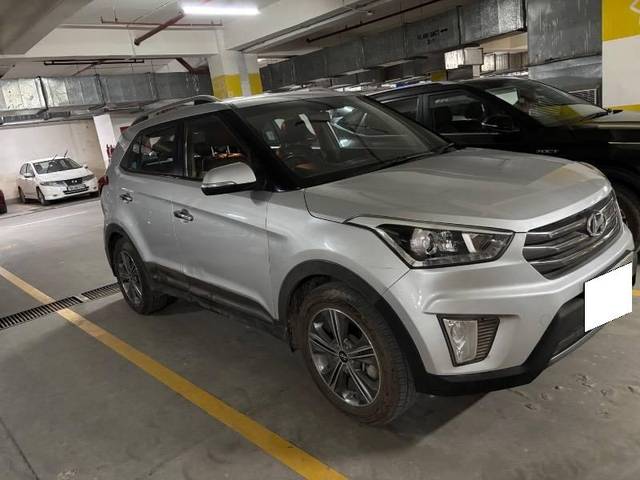 https://images10.gaadi.com/usedcar_image/4454409/original/processed_37204450-b7c5-4bf2-a05f-391bff249e82.jpeg?imwidth=6400