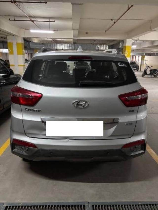 https://images10.gaadi.com/usedcar_image/4454409/original/processed_9f53acc1-97ed-4c67-abb1-b4cac3f177e4.jpeg?imwidth=6402