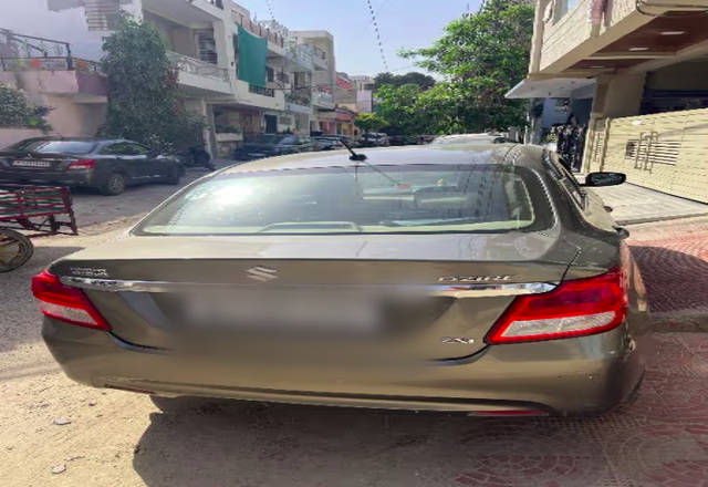 https://images10.gaadi.com/usedcar_image/4454484/original/e87b485e-440a-44ae-98d1-f27686f07b4c.?imwidth=6401