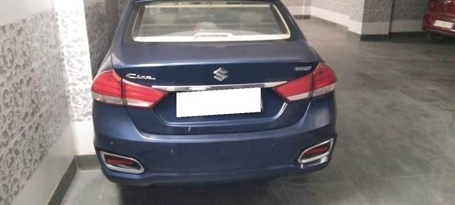 https://images10.gaadi.com/usedcar_image/4454560/original/processed_50e94cff-baa1-4e00-897f-f4e6c75aaa29.jpg?imwidth=6400