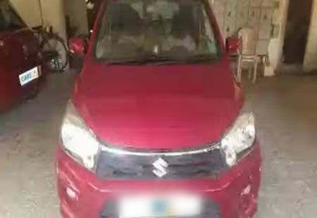 https://images10.gaadi.com/usedcar_image/4454573/original/b8895796-0b4d-4d18-a7e3-7538af25c558.?imwidth=6402