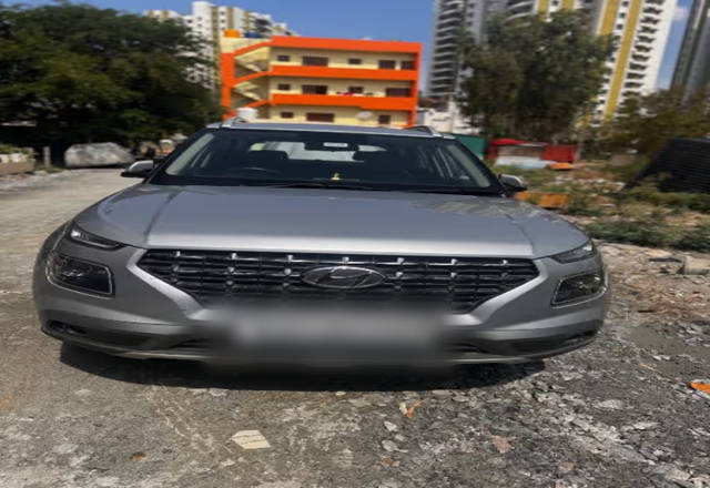 https://images10.gaadi.com/usedcar_image/4454589/original/617f6bd6-f7b9-4ffa-ad15-01cbe506b40a.?imwidth=6400