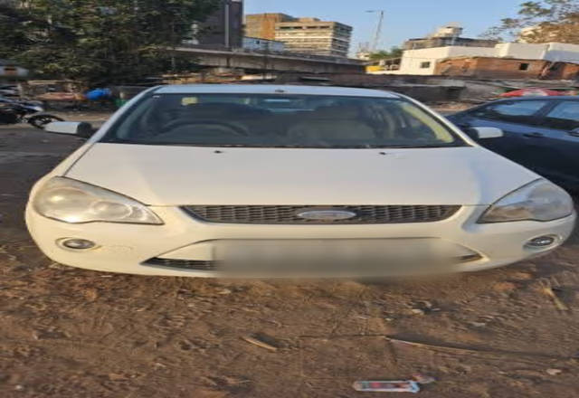 https://images10.gaadi.com/usedcar_image/4454640/original/4b7ac486-a0fe-418c-a879-6a2deceab99d.?imwidth=6402