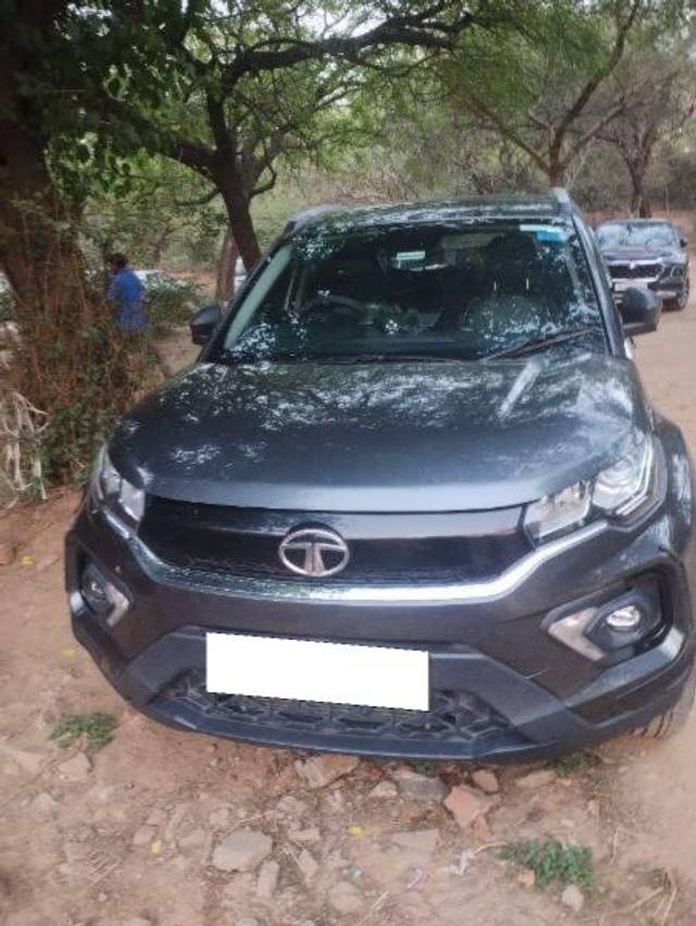 https://images10.gaadi.com/usedcar_image/4454803/original/processed_a7a3b738-f63b-462c-aeab-8d500e090ae4.jpg?imwidth=6402