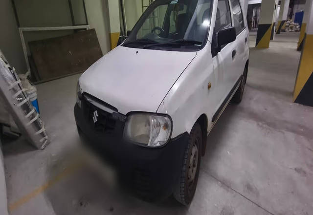 https://images10.gaadi.com/usedcar_image/4455011/original/da8ccc0a-3326-47df-b13f-f6cb0b8430f9.?imwidth=6402
