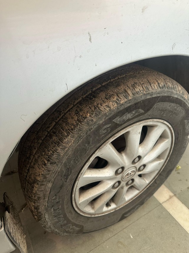 Second-hand 2014 Toyota Innova 2.5 G (Diesel) 7 Seater BS IV for sale in Lucknow-19