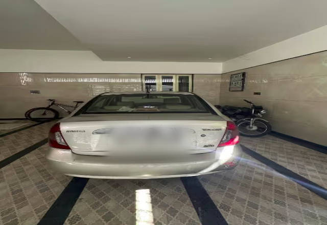 https://images10.gaadi.com/usedcar_image/4455407/original/94f9ac11-92ee-4d3b-8642-7063cf742d0b.?imwidth=6401