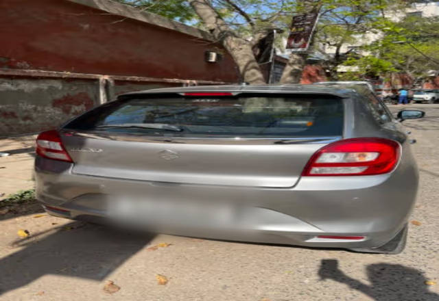 https://images10.gaadi.com/usedcar_image/4455411/original/a3c2ee9e-8f54-4dd6-855a-c22aab3f3f1f.?imwidth=6401