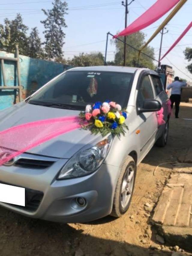 https://images10.gaadi.com/usedcar_image/4456218/original/processed_ed01da50-6eb0-4097-bc1d-a0195843e0cc.jpeg?imwidth=6402