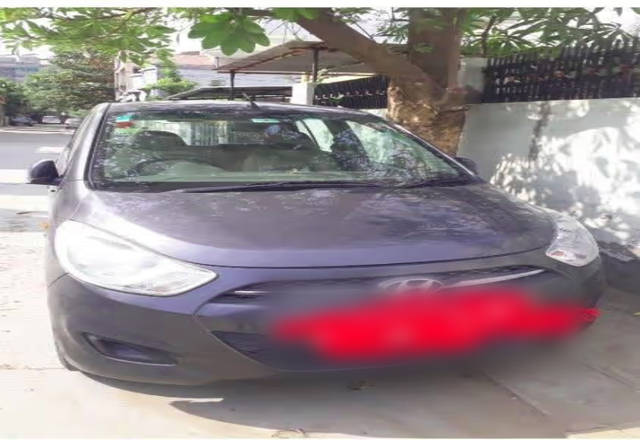 https://images10.gaadi.com/usedcar_image/4456773/original/40aa107d-de04-45e5-9364-33b74b1cdc1f.?imwidth=6402