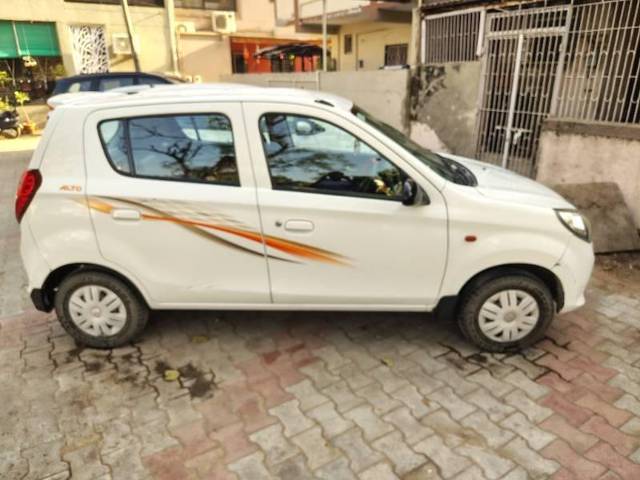 https://images10.gaadi.com/usedcar_image/4456822/original/processed_b02584ad-f29d-4f9f-bc94-79f3cb1e4cb7.jpg?imwidth=6401