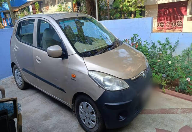 https://images10.gaadi.com/usedcar_image/4456976/original/6516c635-9364-44f0-a037-4a88ab2f523d.?imwidth=6400