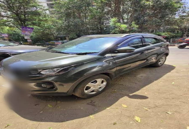https://images10.gaadi.com/usedcar_image/4456992/original/83224751-decc-436f-99b4-c664c944da5b.?imwidth=6401