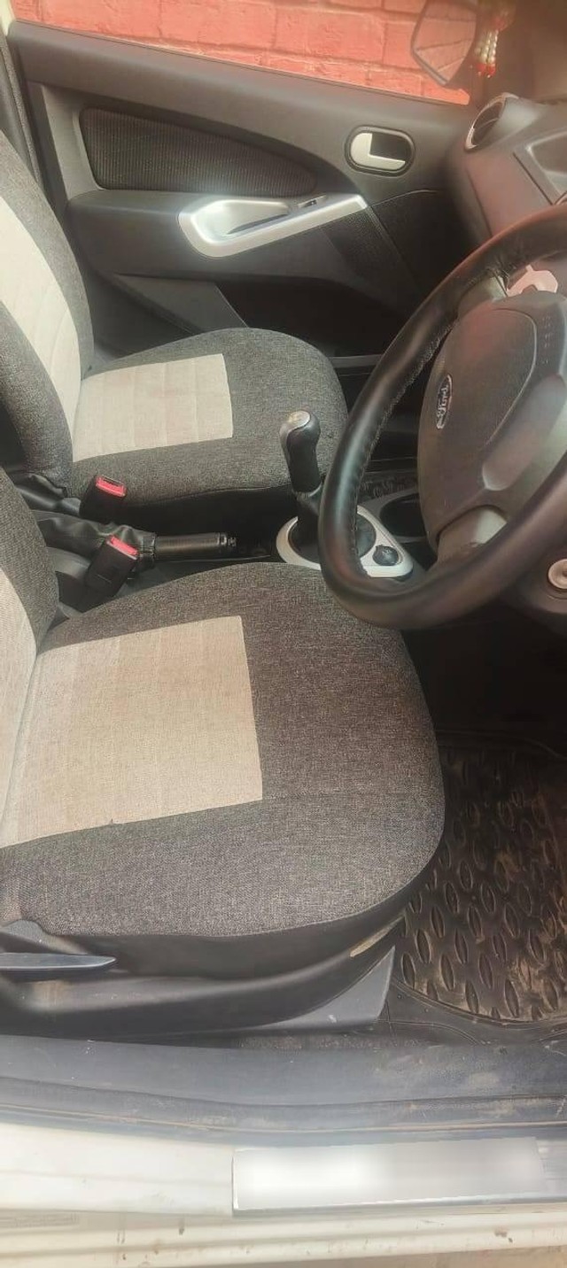 Second-hand 2014 Ford Figo Diesel ZXI for sale in Fatehabad-8