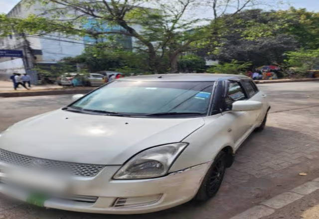 https://images10.gaadi.com/usedcar_image/4457436/original/bf6f75b0-8441-44d6-a4cb-7bb48812cb3c.?imwidth=6400