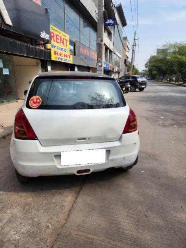https://images10.gaadi.com/usedcar_image/4457436/original/processed_612380cf-7013-483b-a32c-c85e7c7e2722.jpg?imwidth=6401