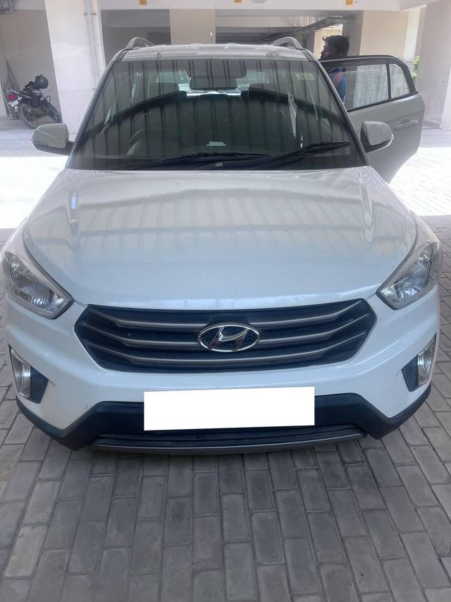 https://images10.gaadi.com/usedcar_image/4457532/original/processed_e1ef9cf4-fc07-42d5-8e36-59c7b1acc5d8.jpeg?imwidth=6402