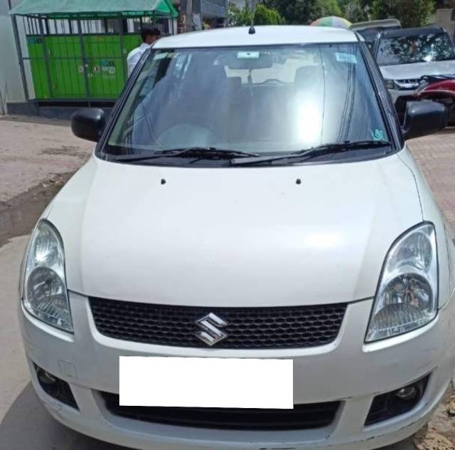 https://images10.gaadi.com/usedcar_image/4457539/original/processed_3097a4d7-7be9-4016-b047-b1cb09683d5d.jpg?imwidth=6400