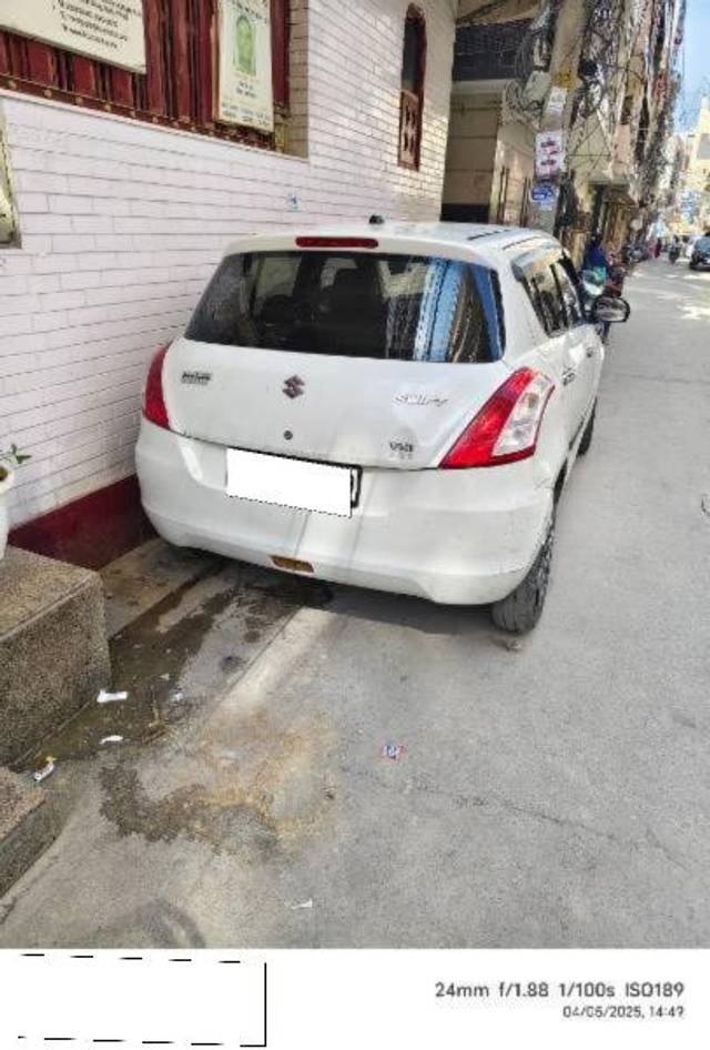 https://images10.gaadi.com/usedcar_image/4457561/original/processed_e0f638d9-a2f5-4396-b5a2-1b283a39309f.jpg?imwidth=6402