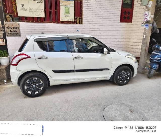 https://images10.gaadi.com/usedcar_image/4457561/original/processed_e5f622a5-392a-4c6a-aefb-326b8aabe1bf.jpg?imwidth=6401