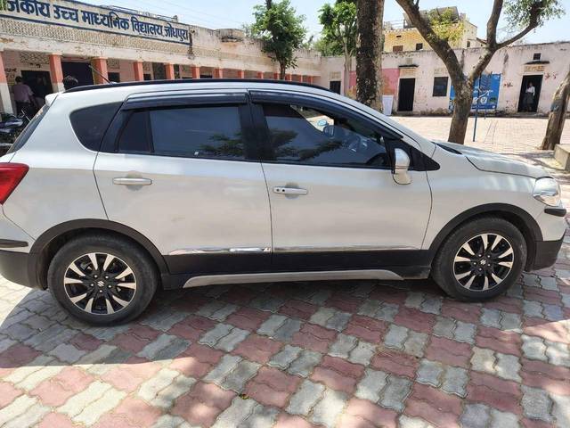 https://images10.gaadi.com/usedcar_image/4457595/original/processed_4e87e441-626e-49e6-b456-9cb3d4d21e9a.jpg?imwidth=6400