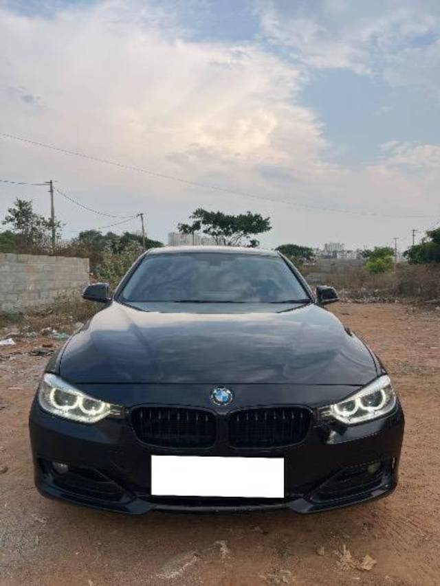 https://images10.gaadi.com/usedcar_image/4457786/original/processed_10678e97-d32c-4675-9e17-f156192e5ae7.jpg?imwidth=6400