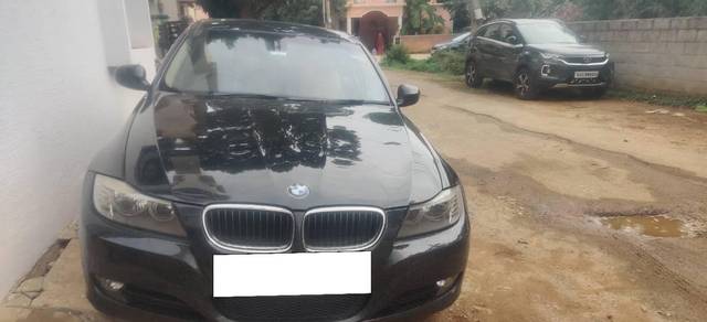 https://images10.gaadi.com/usedcar_image/4457849/original/processed_18477e7f-17d5-4ea1-94fe-3ad0629936f7.jpg?imwidth=6400