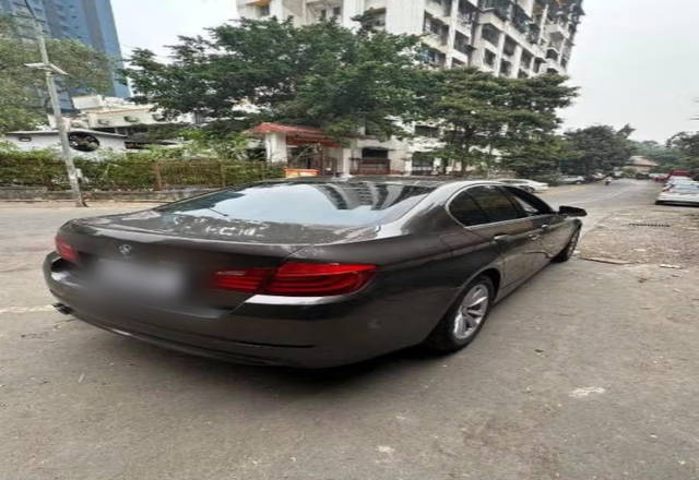 https://images10.gaadi.com/usedcar_image/4457960/original/6faf3aa2-c37f-4cfe-8443-19f24efe82fe.?imwidth=6402