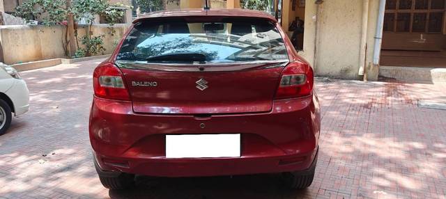 https://images10.gaadi.com/usedcar_image/4457985/original/processed_91f32955-c302-402d-a3d1-63eb46c2a400.jpg?imwidth=6402