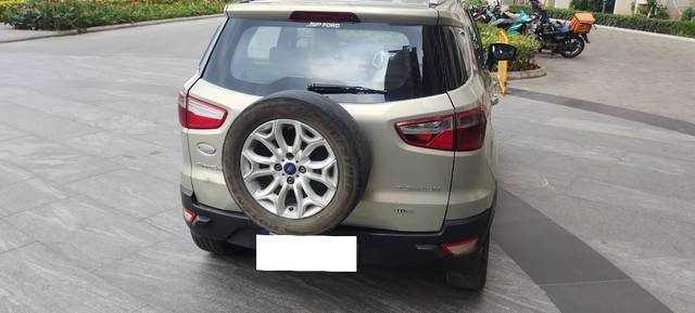 https://images10.gaadi.com/usedcar_image/4458525/original/processed_7086734d-acad-4bcc-a0e3-62311a313656.jpg?imwidth=6402