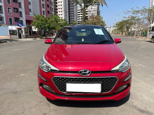 https://images10.gaadi.com/usedcar_image/4458894/original/processed_37499b01102ac3e7ece73b6800428e2c.jpg?imwidth=6402