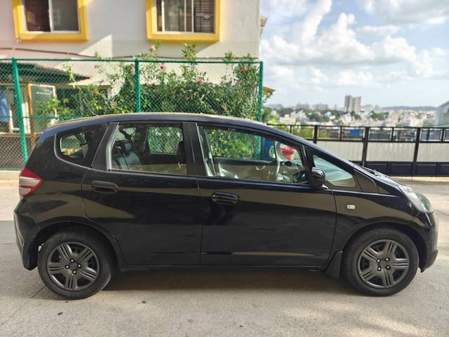https://images10.gaadi.com/usedcar_image/4459347/original/d5661600a6acebc3ebe2b9c388c7a92d.jpg?imwidth=6401
