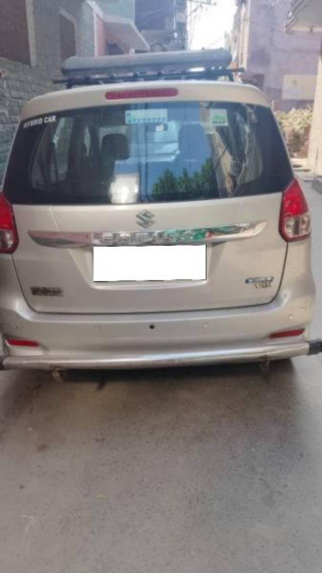 https://images10.gaadi.com/usedcar_image/4459556/original/processed_a16f1e88-4f9b-4932-b688-c3d6d4f3277f.jpg?imwidth=6402