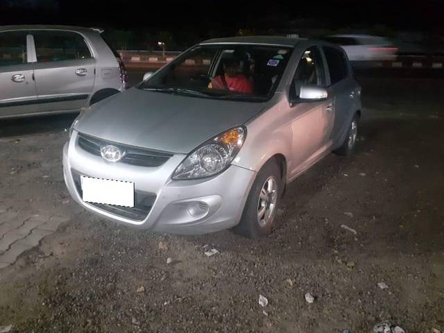 https://images10.gaadi.com/usedcar_image/4459638/original/processed_53b7b943-1df0-4bf5-8c28-ade43620516c.jpg?imwidth=6400