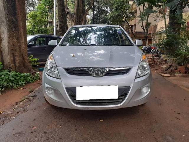 https://images10.gaadi.com/usedcar_image/4459638/original/processed_ed66cce0-681b-466d-9753-f47bfdbe3c5a.jpg?imwidth=6401