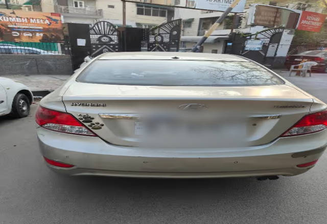 https://images10.gaadi.com/usedcar_image/4459693/original/68273759-9c52-4c40-ad13-c7777758f3a3.?imwidth=6402