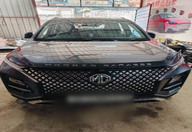 https://images10.gaadi.com/usedcar_image/4460024/original/50b21f58-21e7-4c89-ae90-2535639746c1.?imwidth=6400