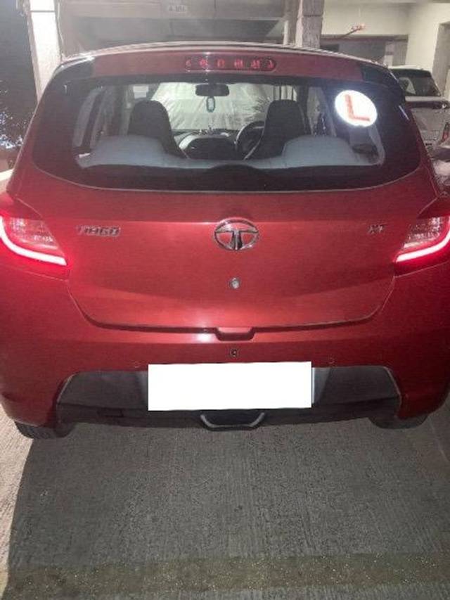 https://images10.gaadi.com/usedcar_image/4460544/original/processed_53607753-c764-4f64-8d57-bcfa5582296c.jpeg?imwidth=6401