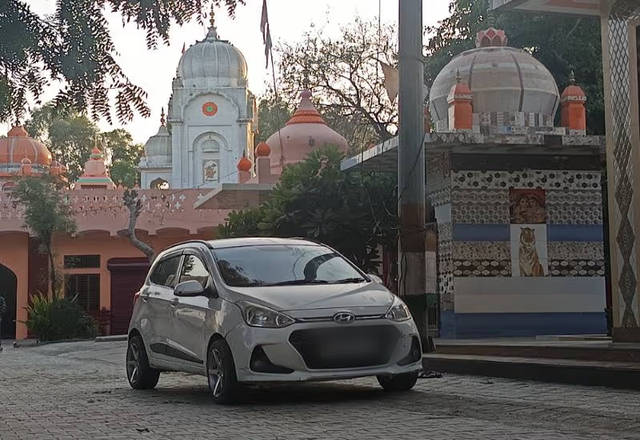 https://images10.gaadi.com/usedcar_image/4460666/original/5fd7e766-fd38-47c7-a685-b192506249b7.?imwidth=6401